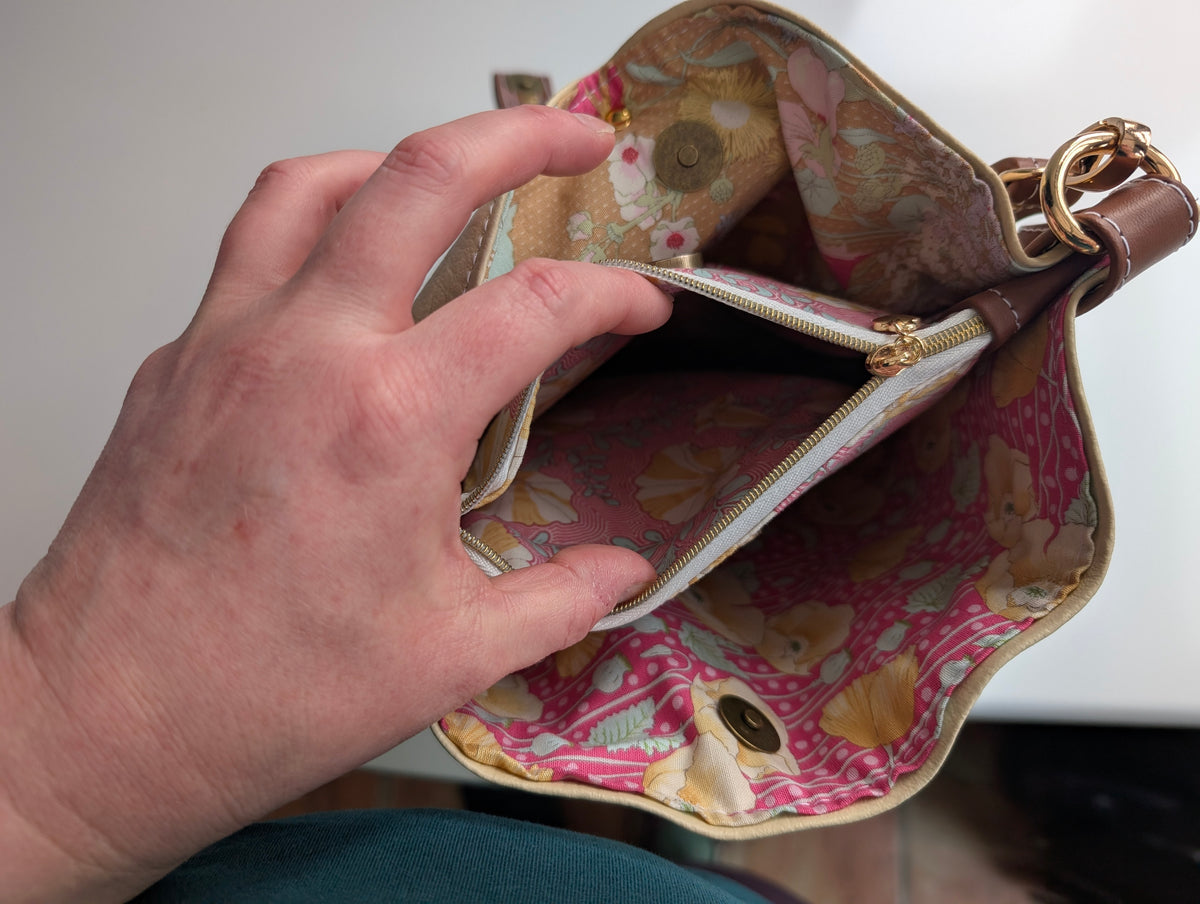 Hinterland handbag